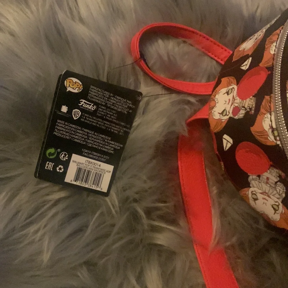 Funko Pop IT mini backpack Pennywise - Picture 4 of 5